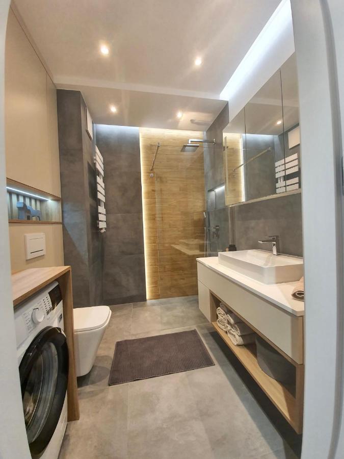 Luxury 2-Room Apartment In Praga-Polnoc Port Praski Warsaw Exterior photo