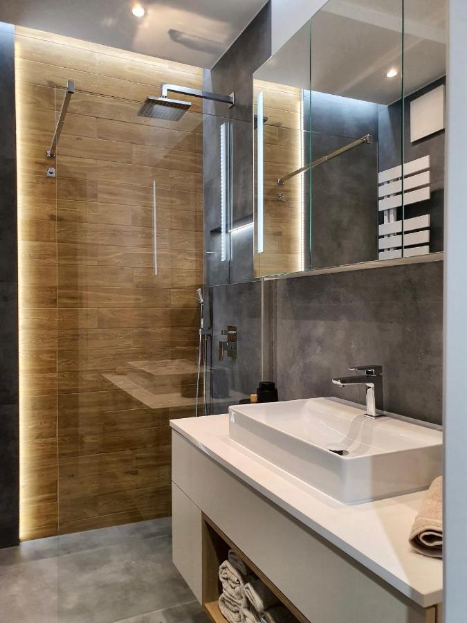 Luxury 2-Room Apartment In Praga-Polnoc Port Praski Warsaw Exterior photo