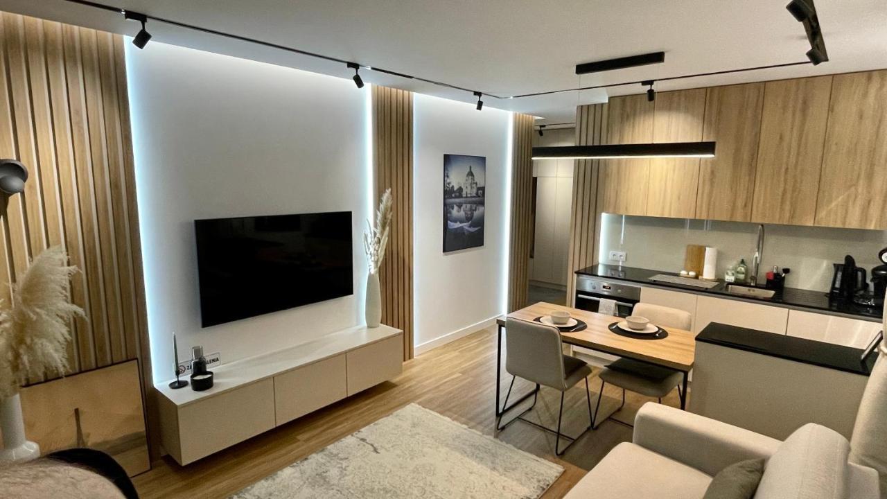 Luxury 2-Room Apartment In Praga-Polnoc Port Praski Warsaw Exterior photo